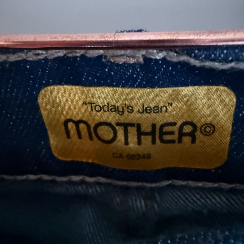 MOTHER Indigo Wide Leg Jeans - Picture 5 of 6